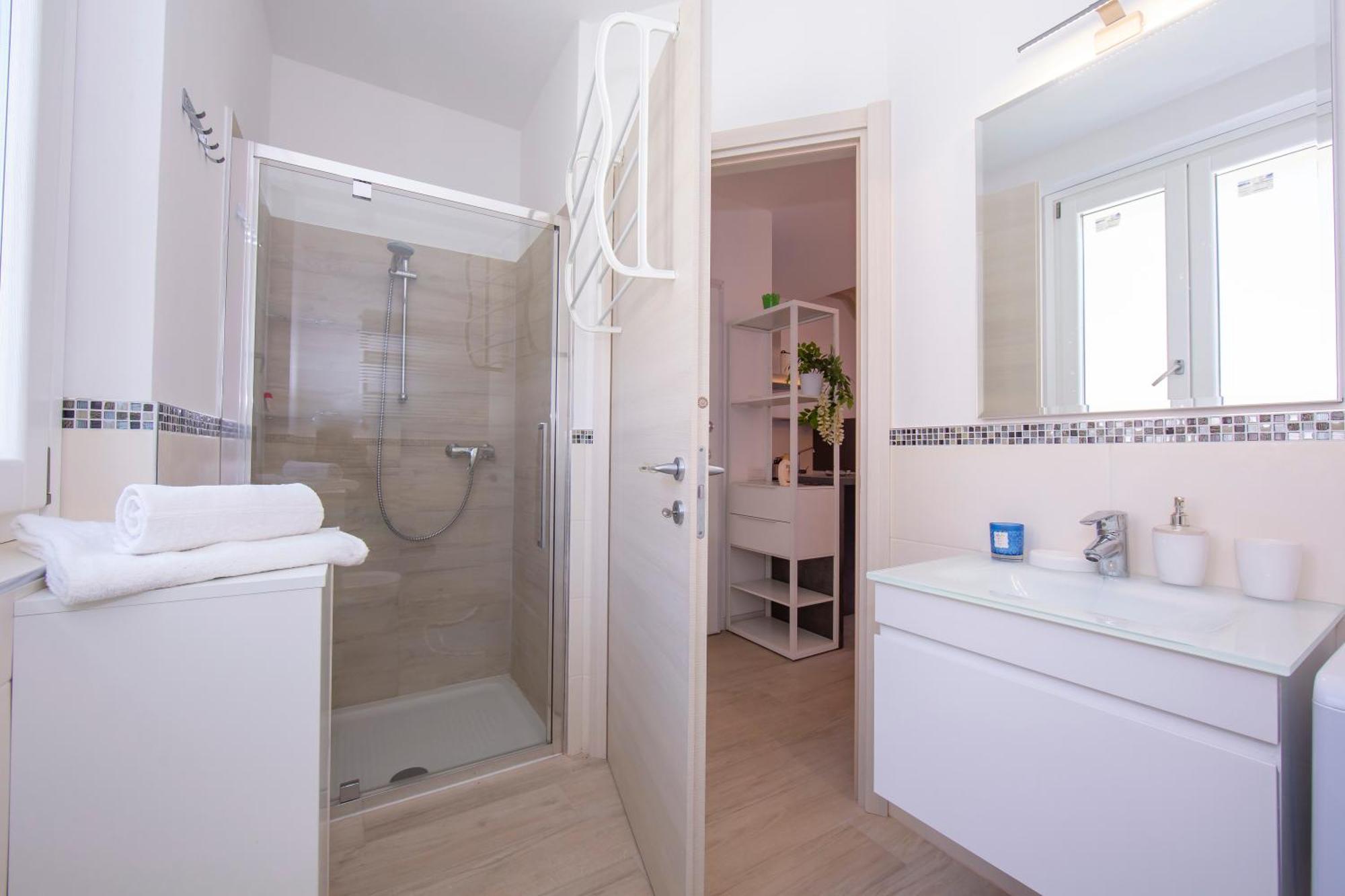 Como Lake Modern Apartament Ulivi Apartment Mezzegra Bagian luar foto
